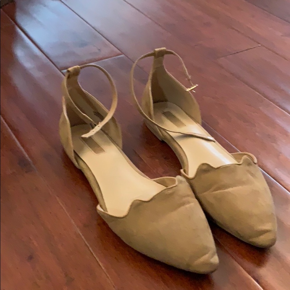 Tan cat flats